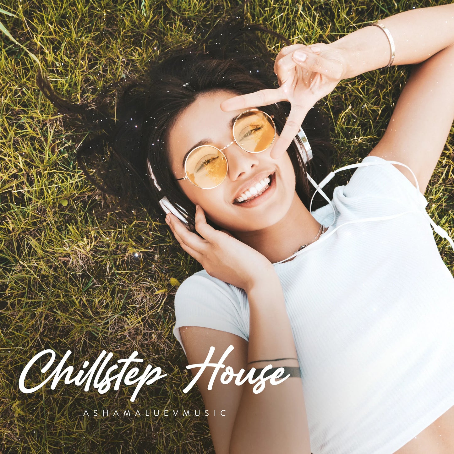 Cover track 'Chillstep House' by AShamaluevMusic. This background music is available for licensing and can be used in various creative projects.